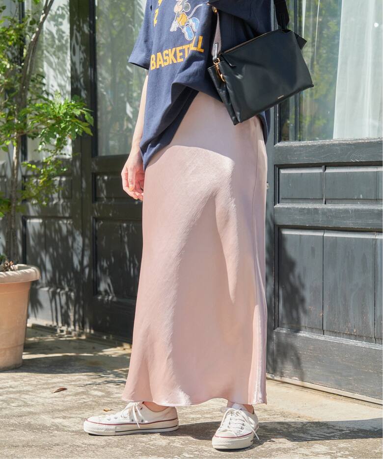 サテンフレアスカート（ロング・マキシ丈スカート）｜Spick and Span  