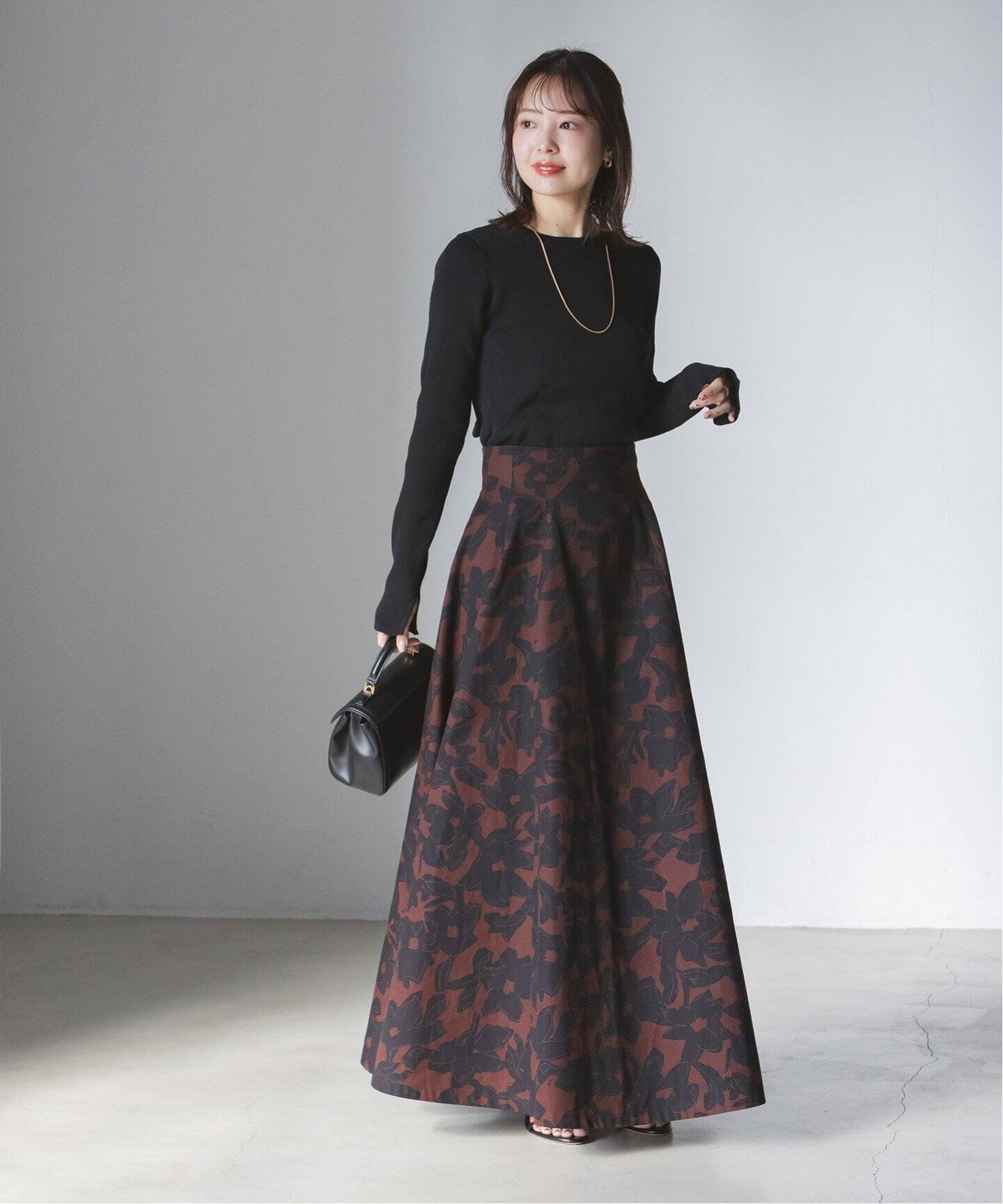 IENAフラワープリントフレアスカート40サックスブルー （アルチザン  