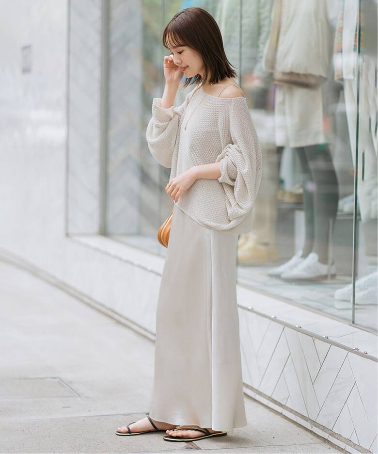 追加2》ナローAラインサテンスカート（ロング・マキシ丈スカート  