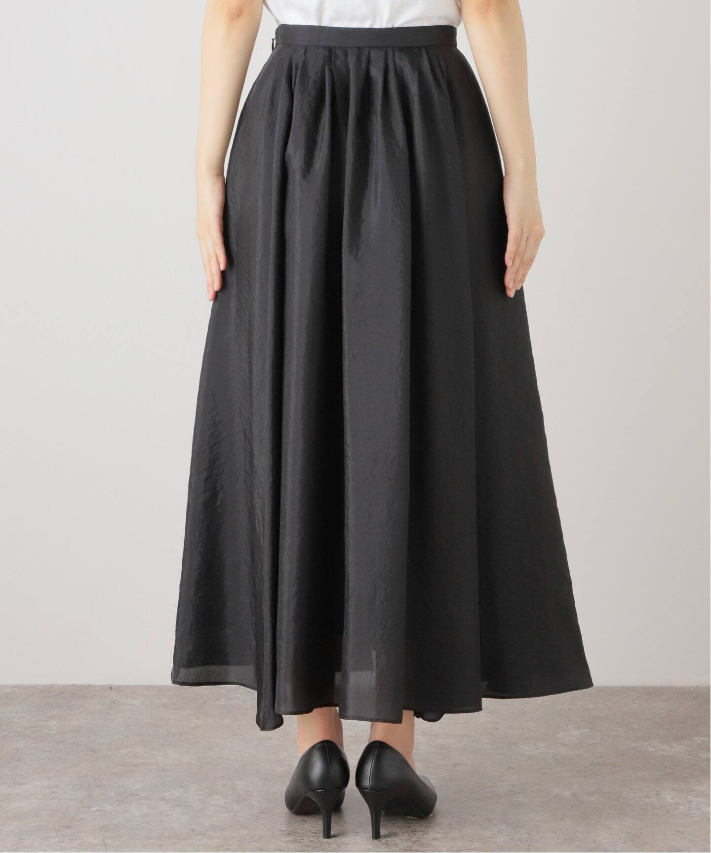 シルキータフタマキシスカート（ロング・マキシ丈スカート）｜NOBLE  