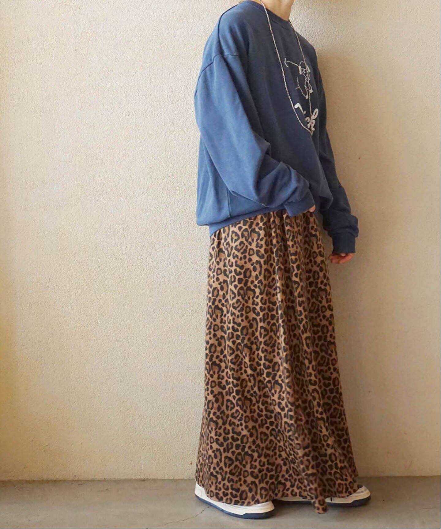 レオパードサテン マキシスカート（ロング・マキシ丈スカート  