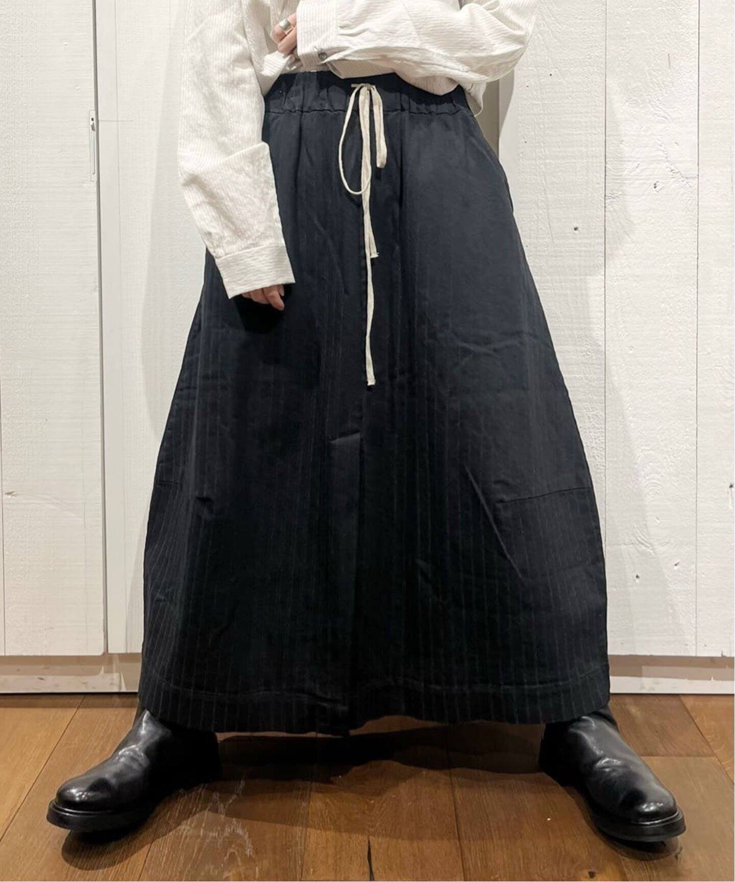 album di famiglia/アルバム ディ ファミリア】 PINSTRIPED SKIRT  