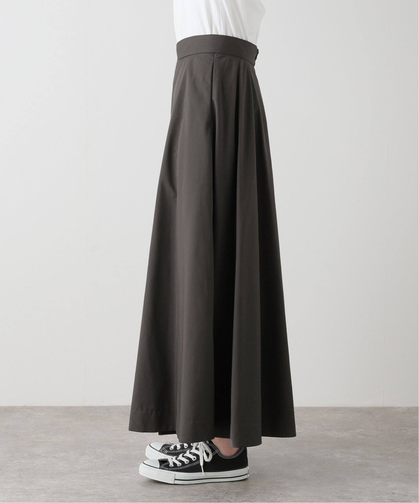 ATON/エイトン】 NYLON TWILL PADDED SKIRT（ロング・マキシ丈スカート 
