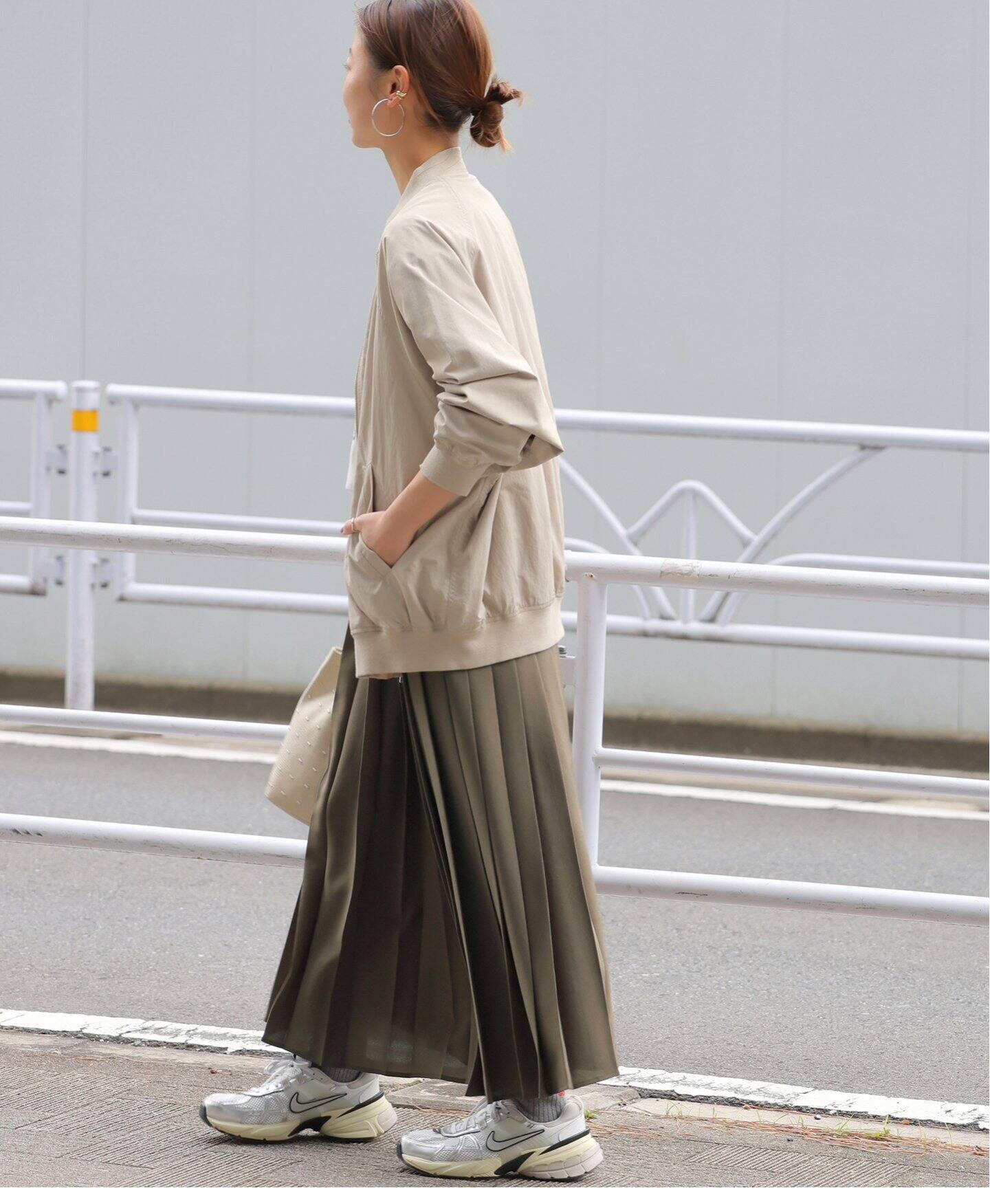 ジョーゼットプリーツイージースカート（ロング・マキシ丈スカート  