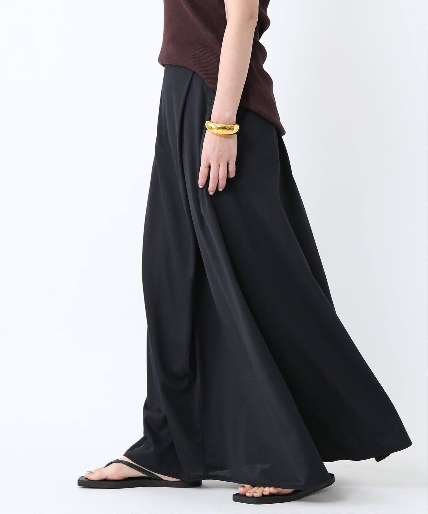 COGTHEBIGSMOKE/コグ ザ ビッグスモーク】 HALO SEMI-FLARE SKIRT 