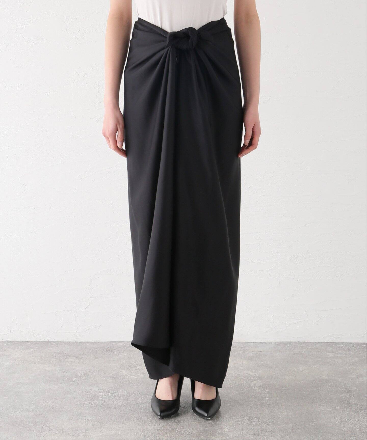 TOTEME/トーテム】 SATIN KNOT SKIRT（ロング・マキシ丈スカート 