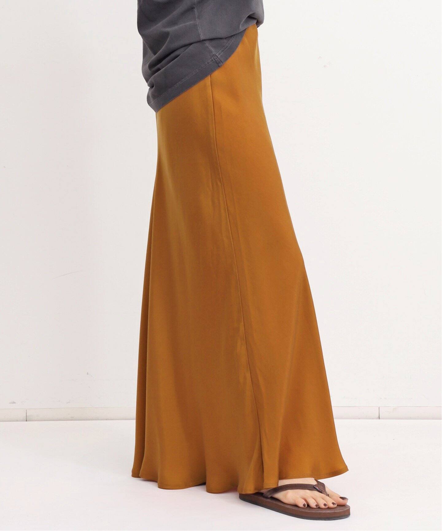 SHAINA MOTE/シャイナ モート】 BIAS FLARE SKIRT（ロング・マキシ丈  