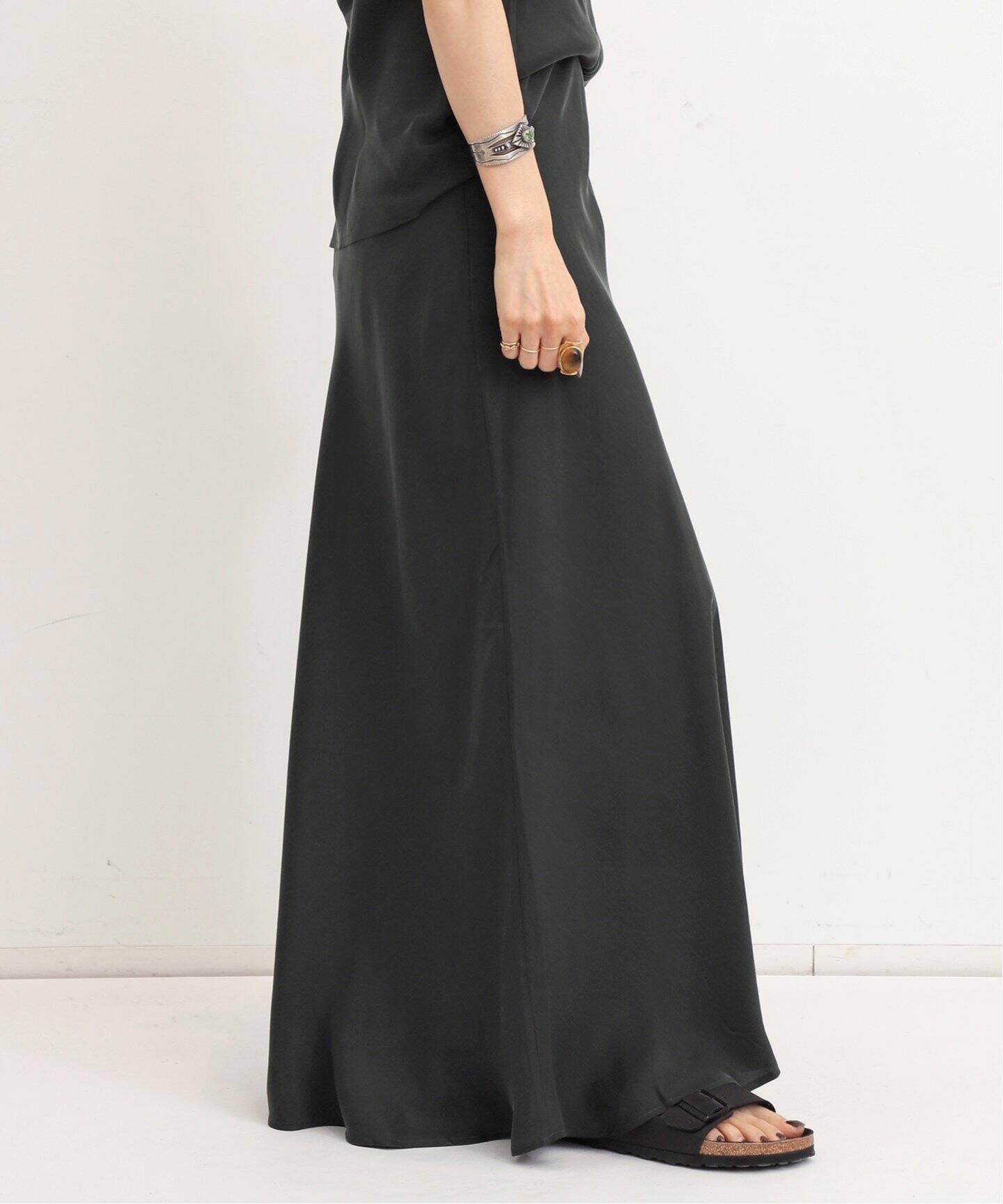 SHAINA MOTE/シャイナ モート】 BIAS FLARE SKIRT（ロング・マキシ丈  