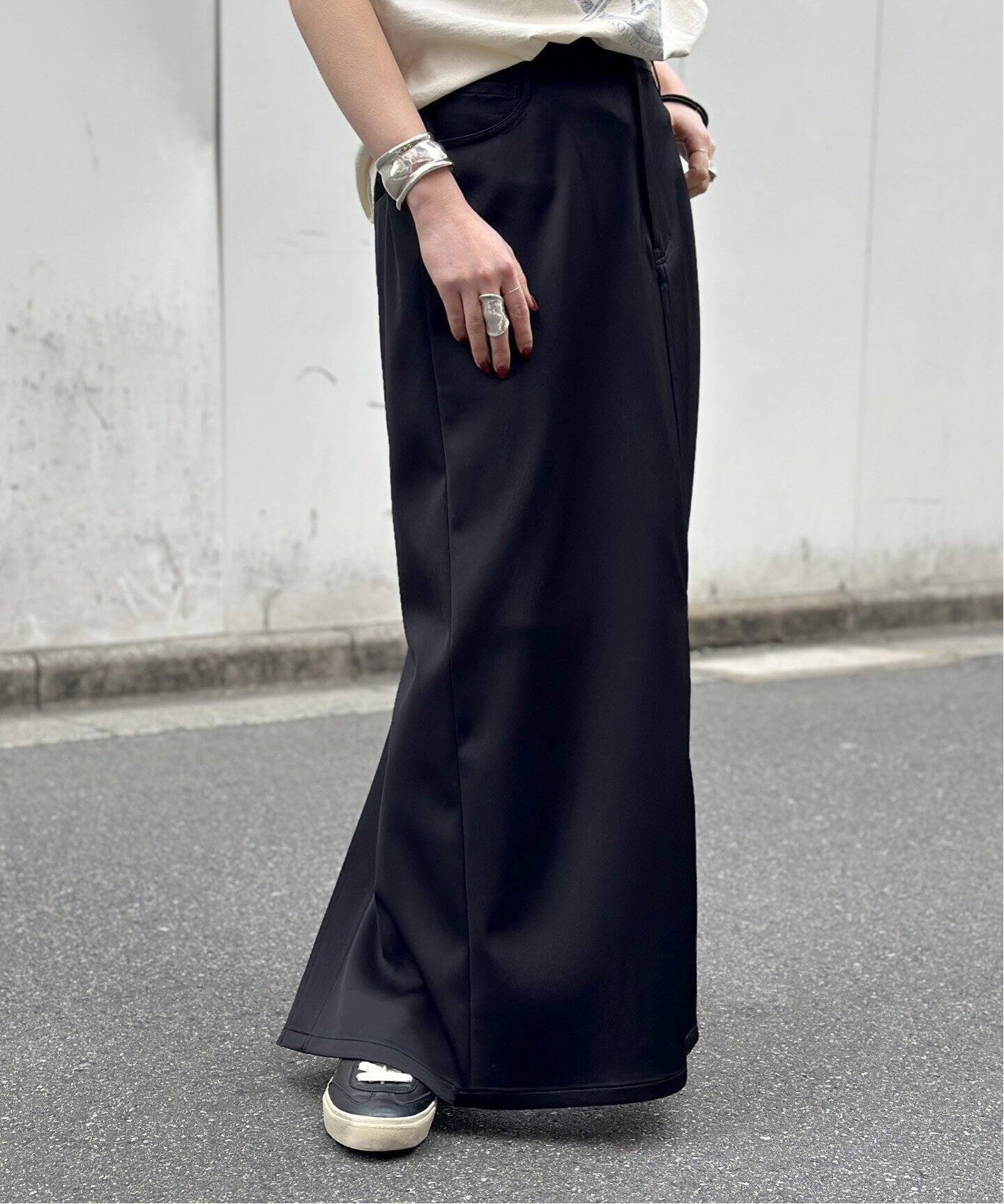 ブライトストレッチスカート（ロング・マキシ丈スカート）｜AP STUDIO  