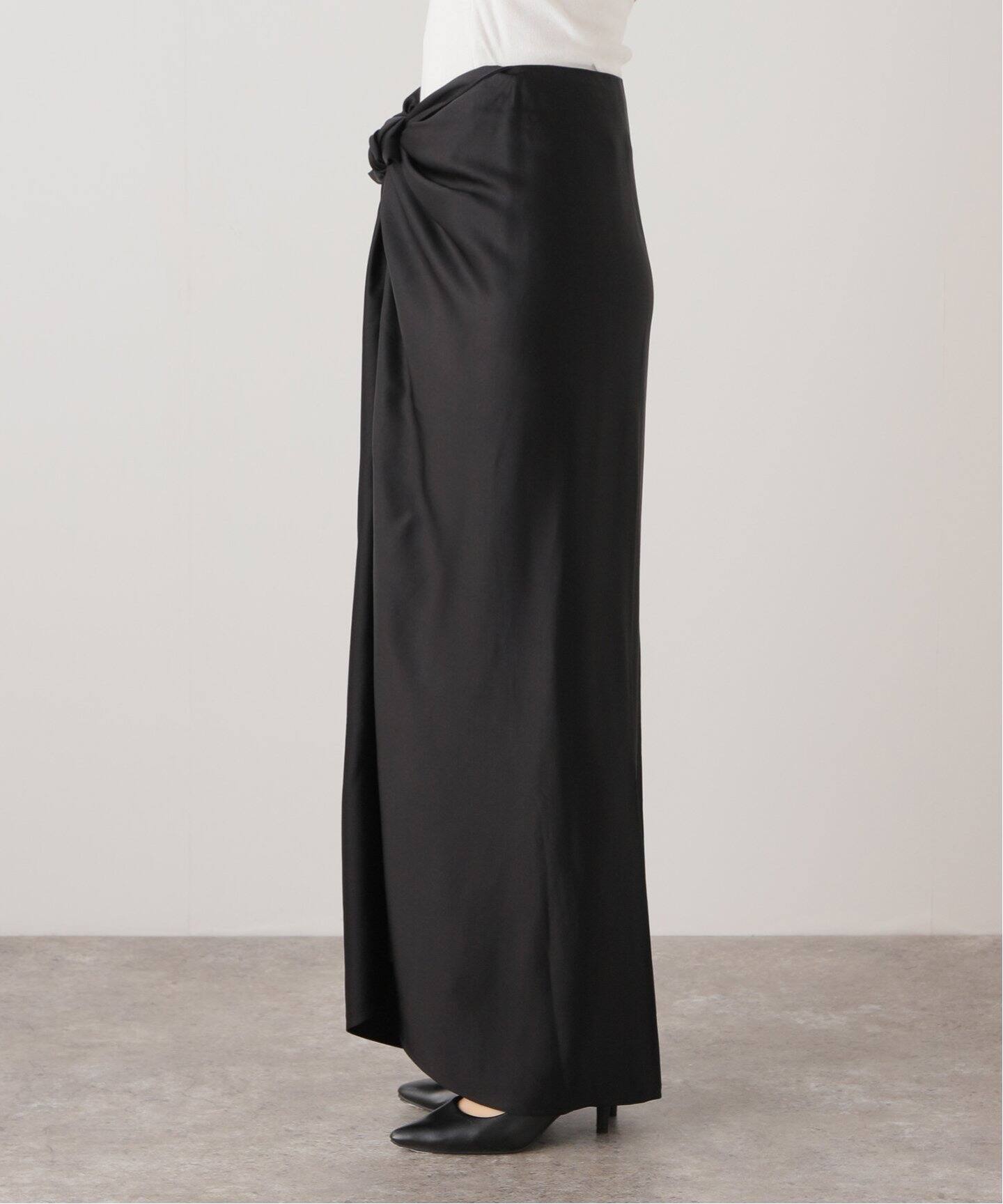 TOTEME/トーテム】サテンノットスカート（ロング・マキシ丈スカート  