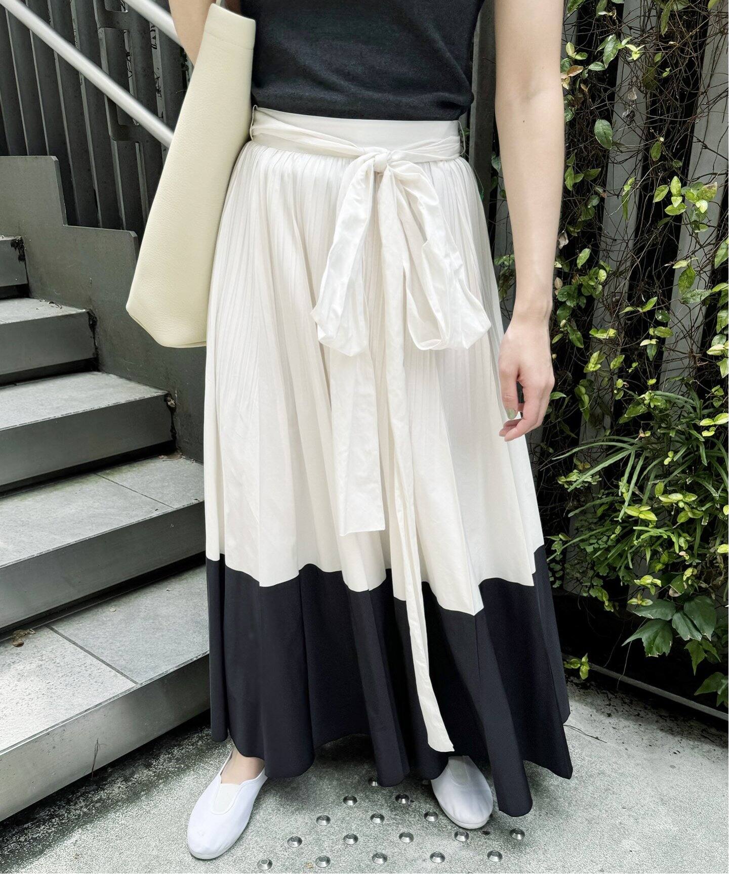 ランダムプリーツ スカート（ロング・マキシ丈スカート）｜EDIT.FOR  