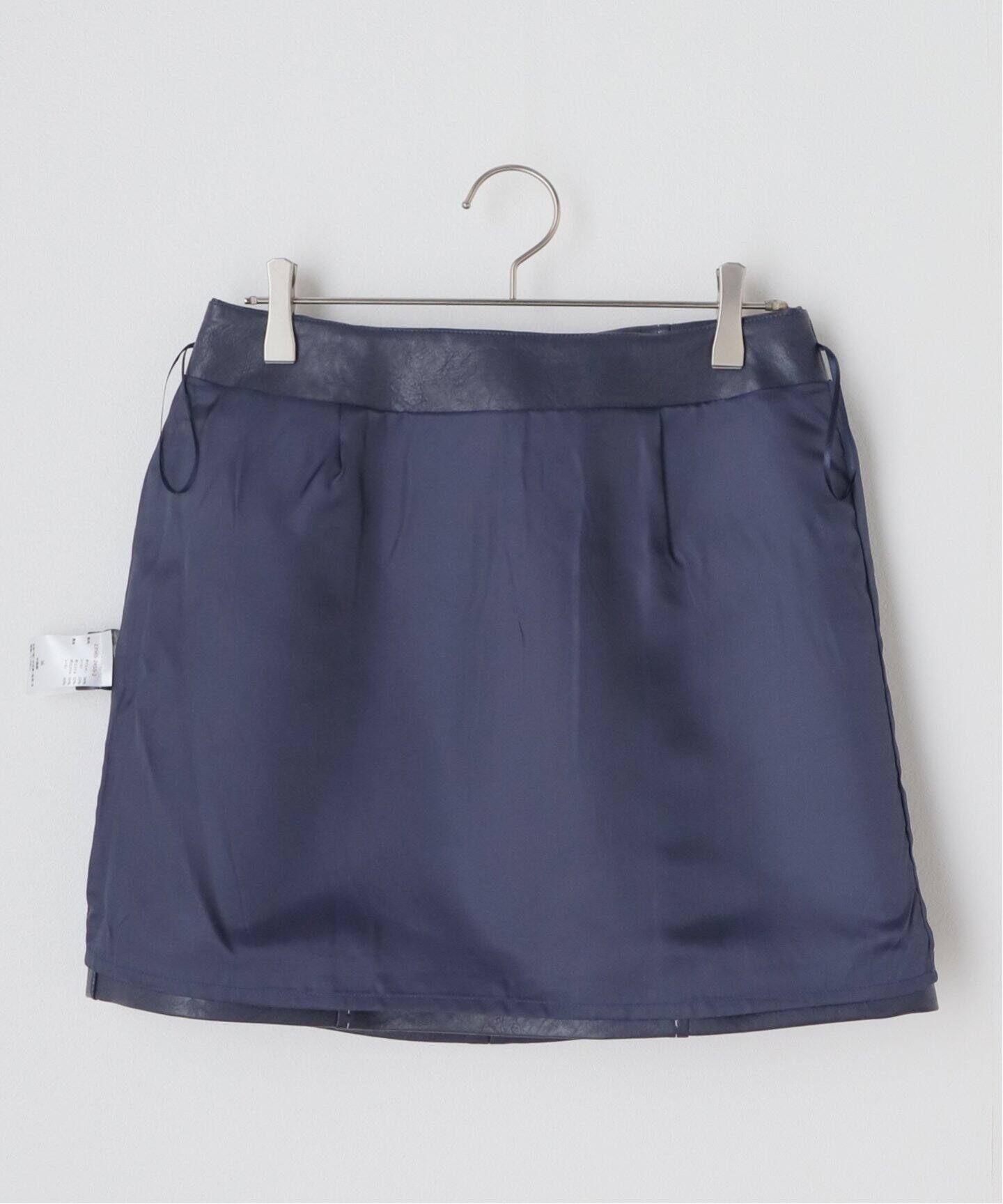 BAUM UND PFERDGARTEN/バウム ウンド ヘルガーデン】ミニレザー  