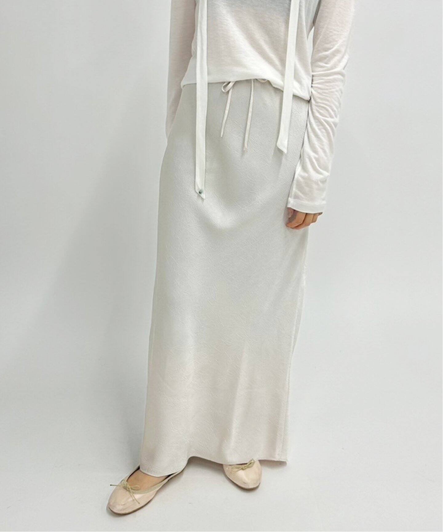 BAUM UND PFERDGARTEN/バウム ウンド ヘルガーデン】サテンスカート  