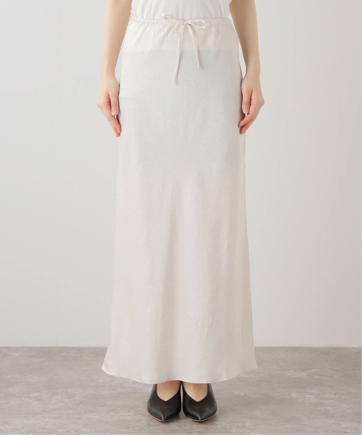 BAUM UND PFERDGARTEN/バウム ウンド ヘルガーデン】サテンスカート  