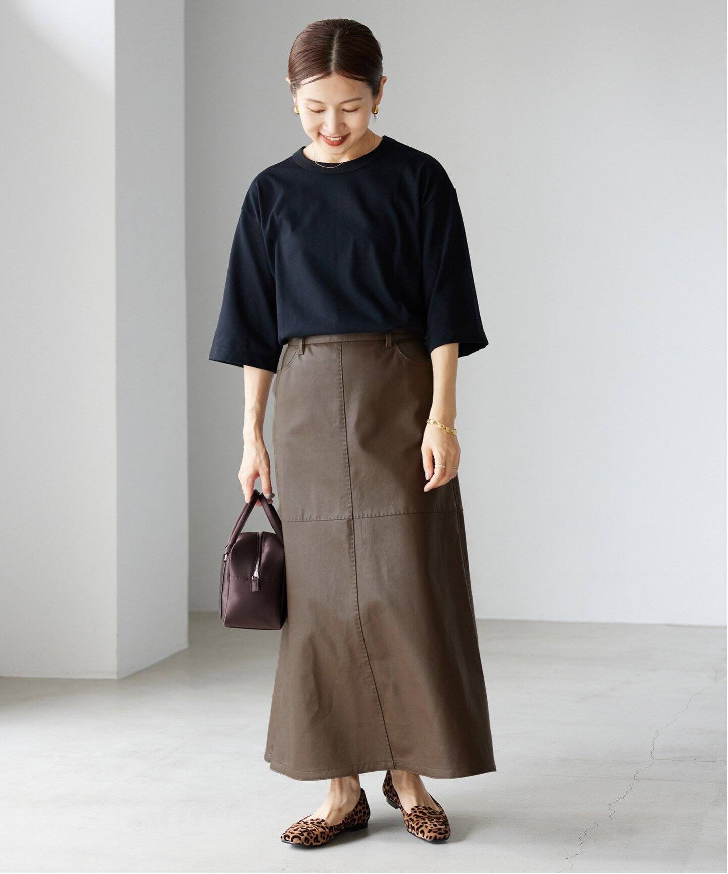 レザーライクトラペーズスカート（ロング・マキシ丈スカート）｜IENA  