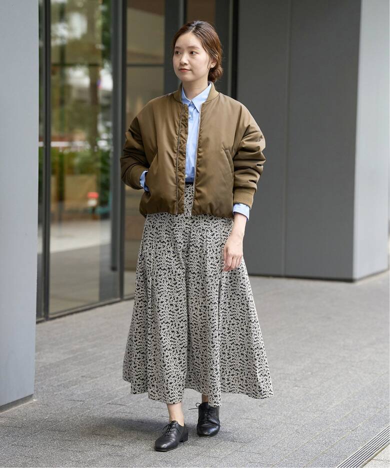 フラワー刺繍タックフレアスカート（ロング・マキシ丈スカート）｜IENA  