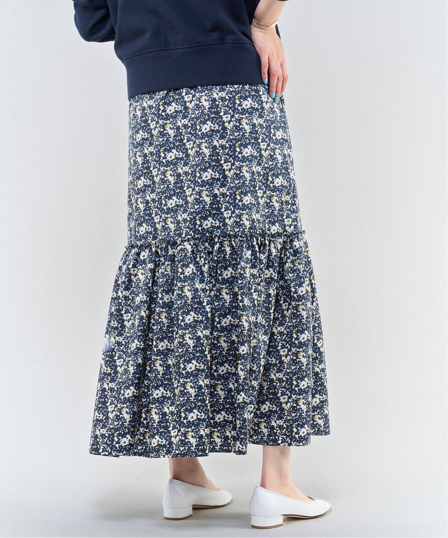 モチーフフラワー ティアードスカート（ロング・マキシ丈スカート  