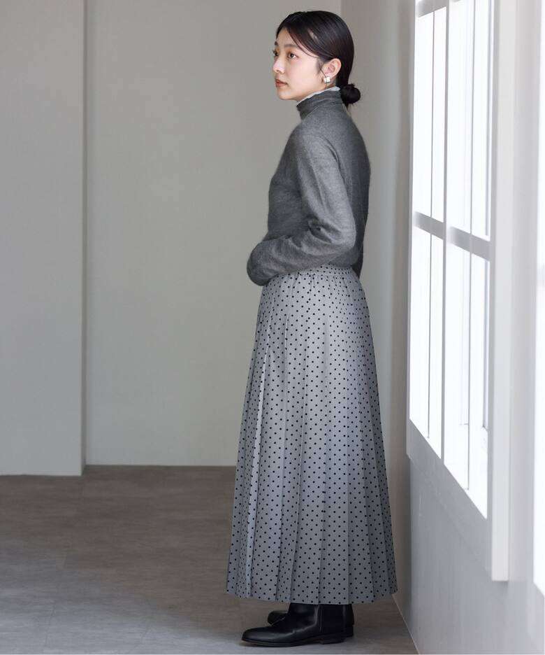 フロッキードットプリーツスカート（ロング・マキシ丈スカート）｜IENA  