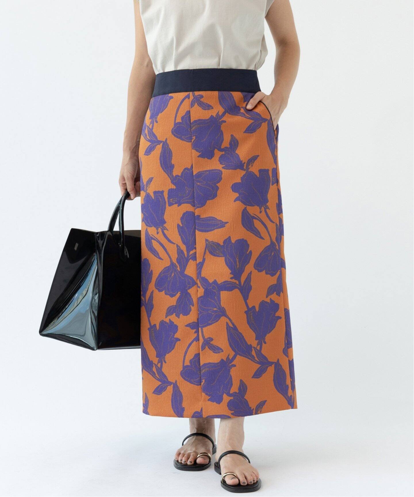 ボタニカルタイトスカート（ロング・マキシ丈スカート）｜IENA（イエナ  