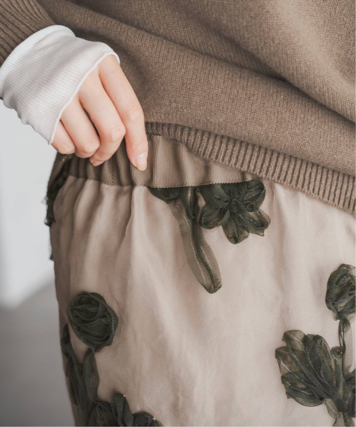 WEB限定/追加》フラワー刺繍オーガンジースカート（ロング