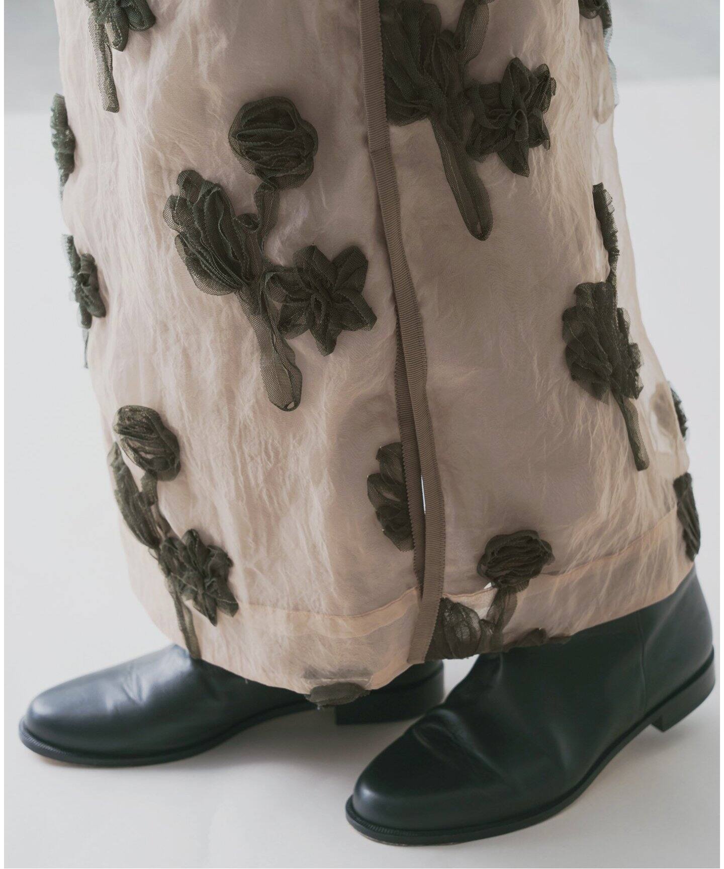 WEB限定/追加》フラワー刺繍オーガンジースカート（ロング