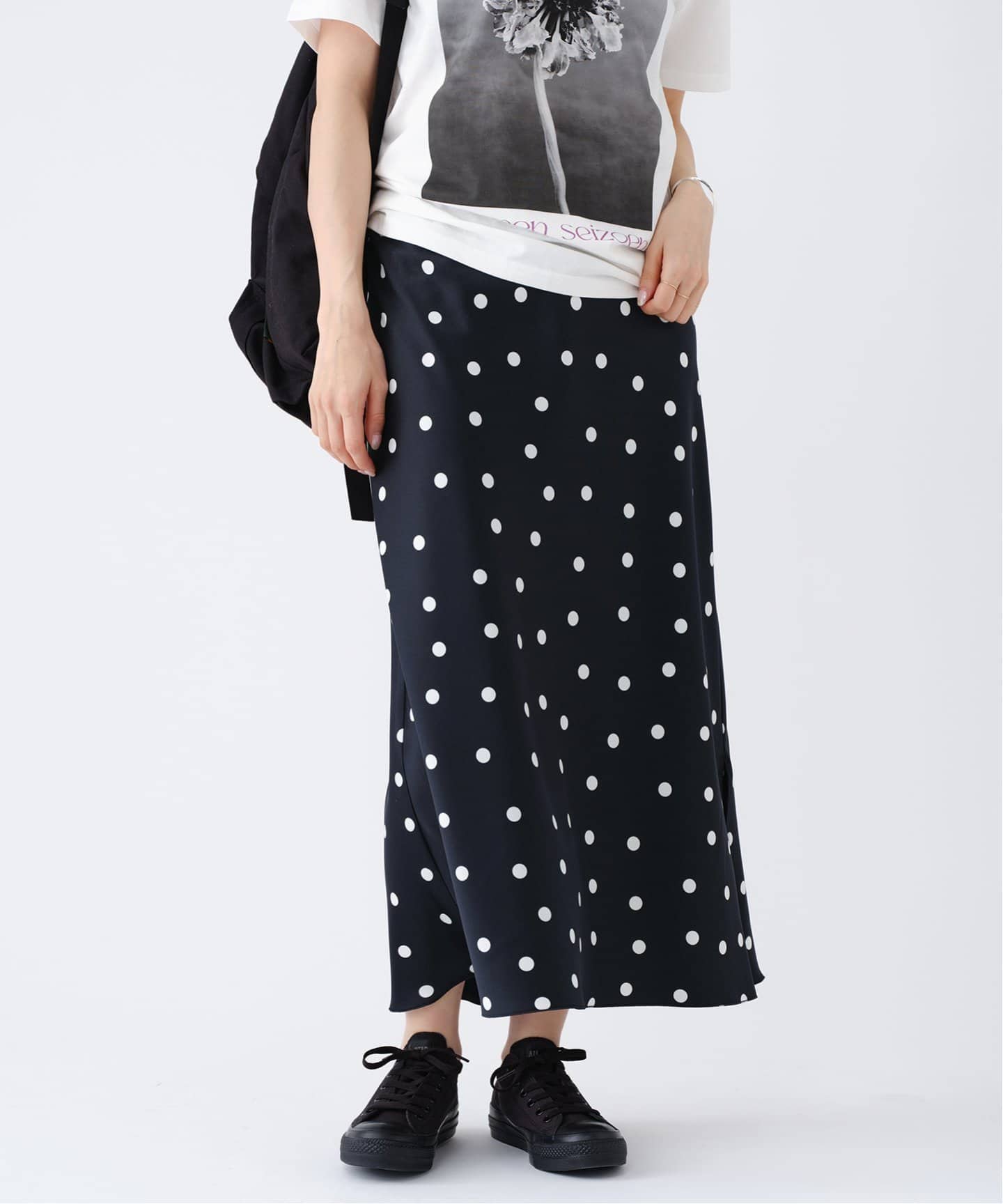 【新品タグ付】IENA サテンバイヤススカート 34(手洗い可) IENA（イエナ）の「サテンバイヤススカート（スカート）」 - WEAR