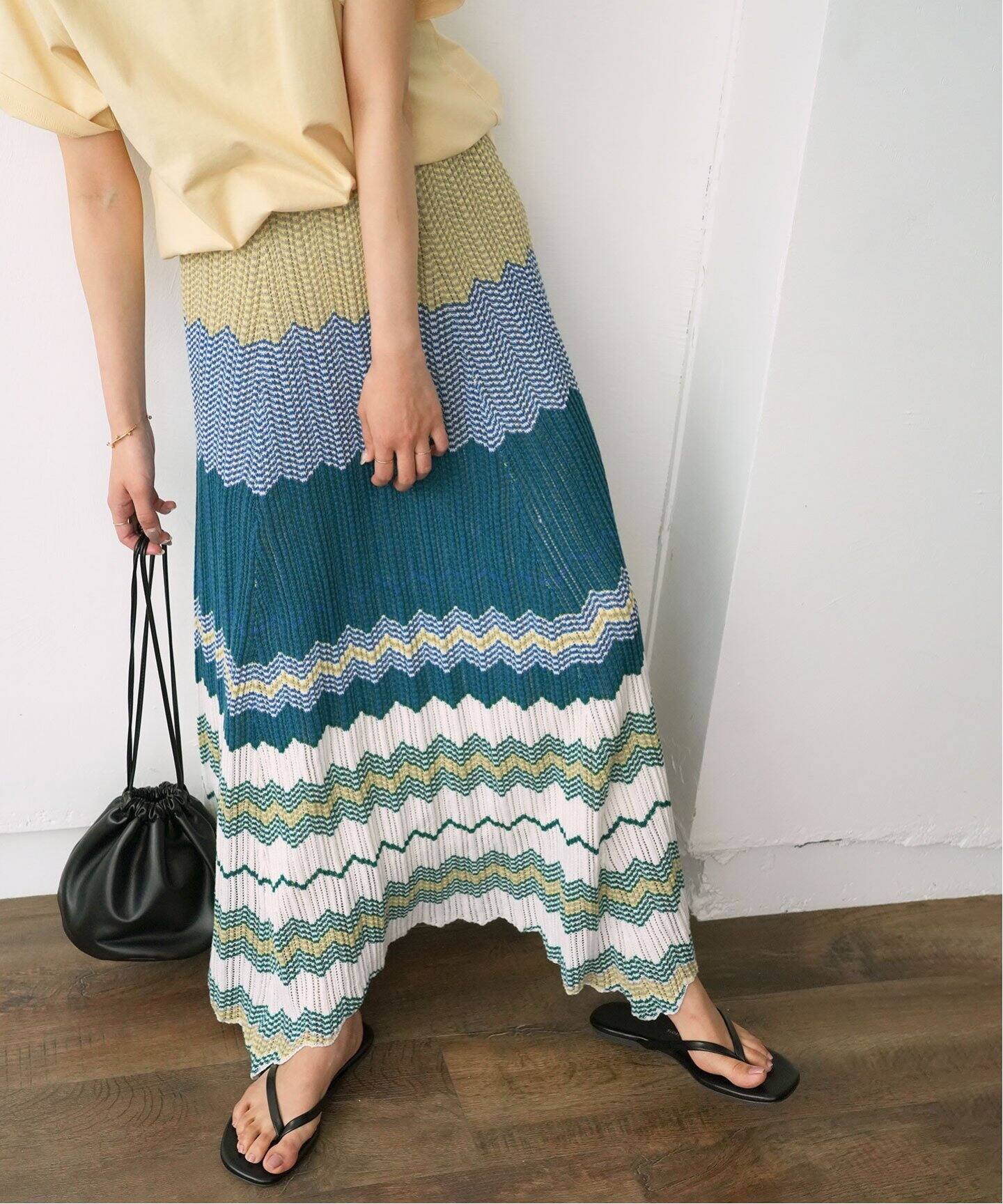 マルチボーダーニットスカート（ロング・マキシ丈スカート）｜SLOBE  