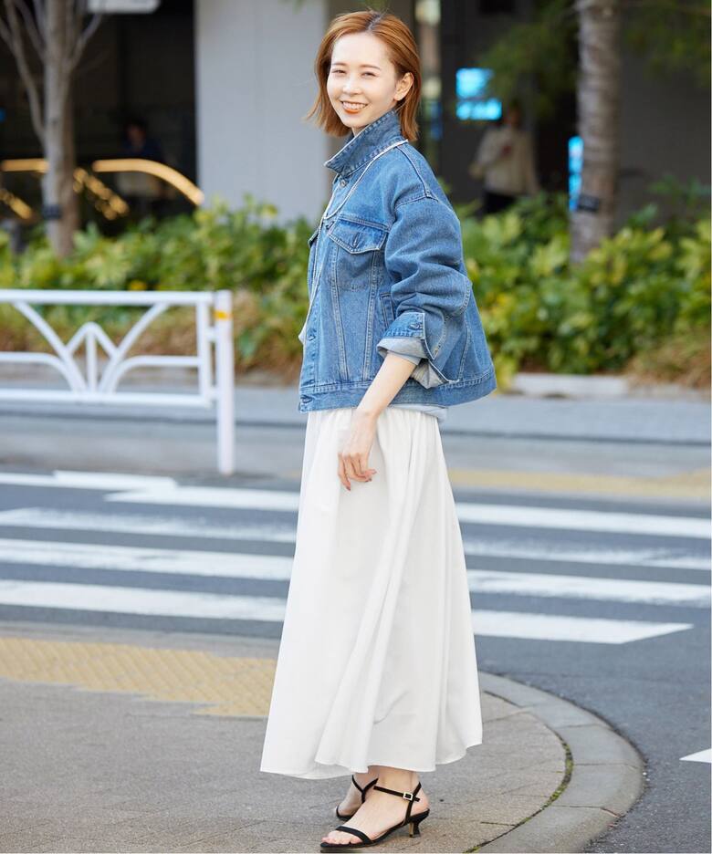 タフタボリュームスカート（ロング・マキシ丈スカート）｜SLOBE IENA  