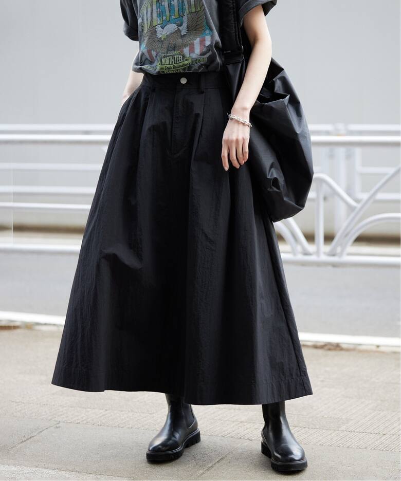 ナイロンタックフレアスカート（ロング・マキシ丈スカート）｜SLOBE  