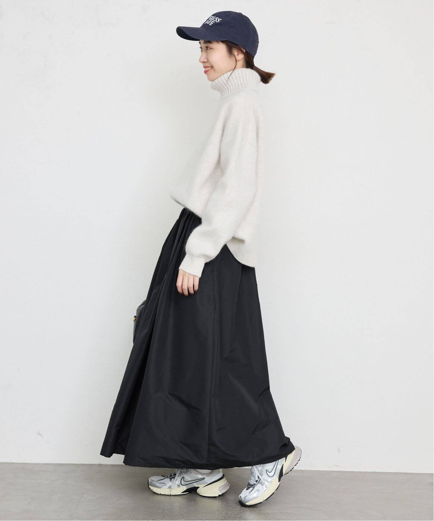 シャンブレータフタランダムタックスカート（その他スカート）｜SLOBE  