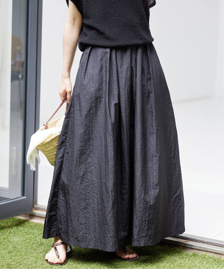 タフタ タックギャザースカート（ロング・マキシ丈スカート）｜SLOBE  