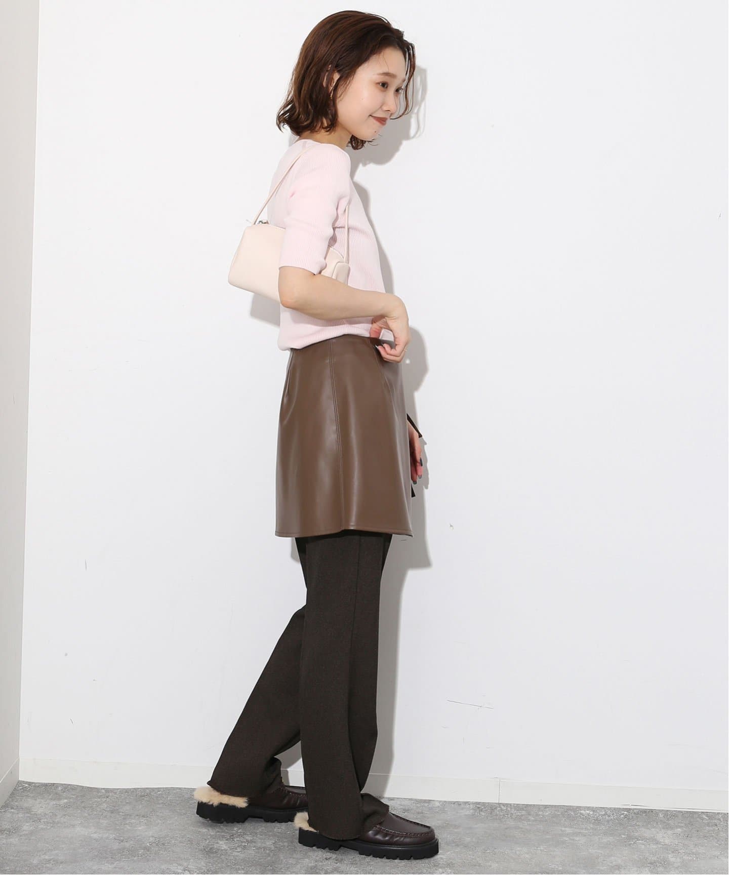 フェイクレザーミニラップスカート（ミニスカート）｜SLOBE IENA