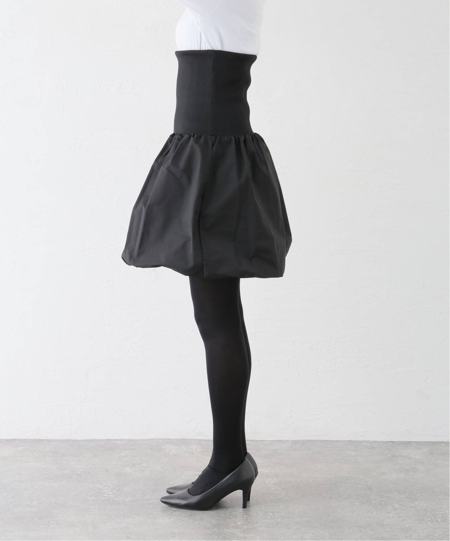 AMOMENTO/アモーメント NYLON MINI TOPS/SK AW24FWW02SK（その他 