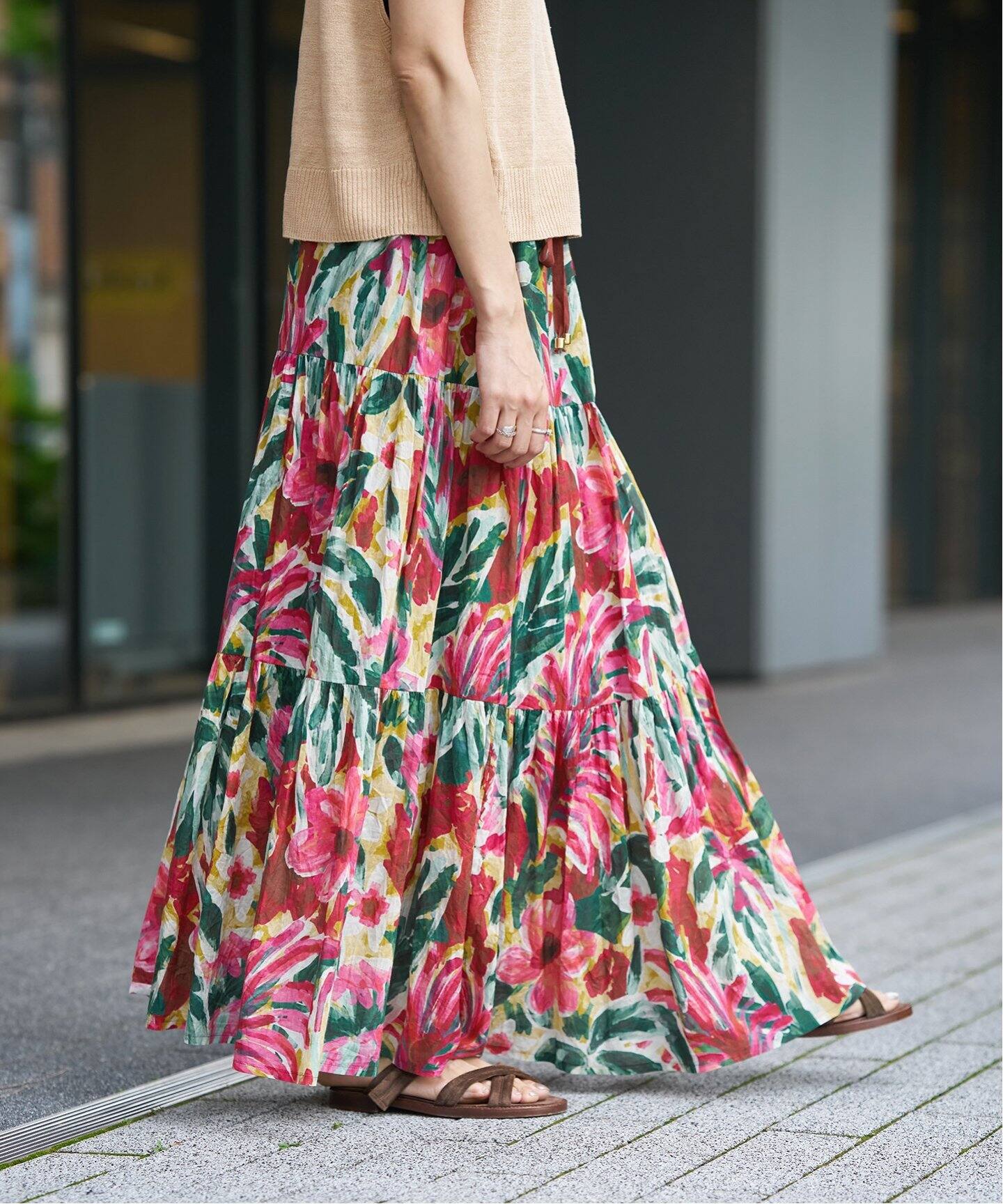 IENA LA BOUCLE DEVEAUX ペイントフラワーティアードスカート（ロング 