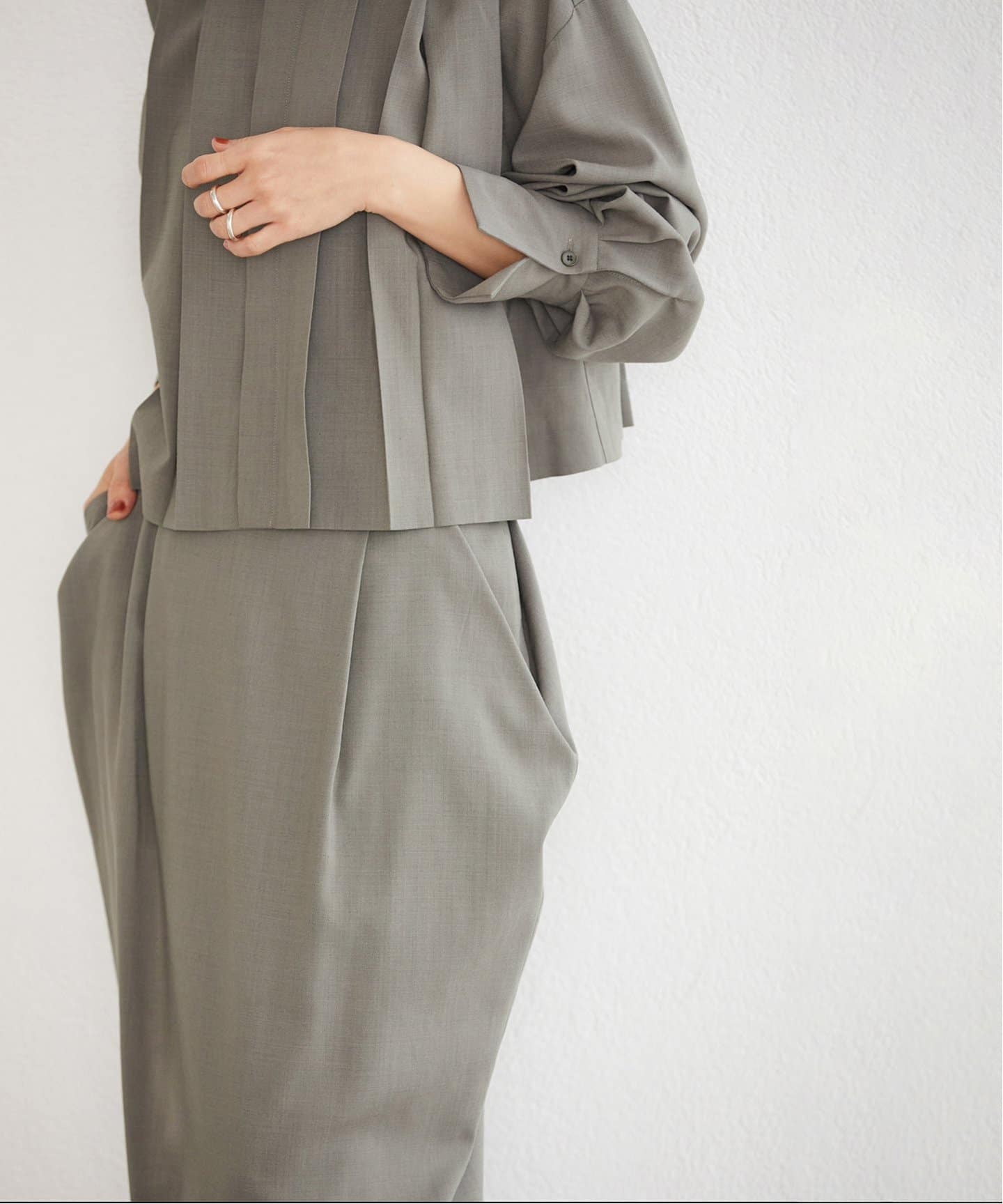 ヴェルメイユパーイエナ 24SS 新品タグ付き タックドレープタイトSK M ヴェルメイユパーイエナ 24SS 新品タグ付き タックドレープ
