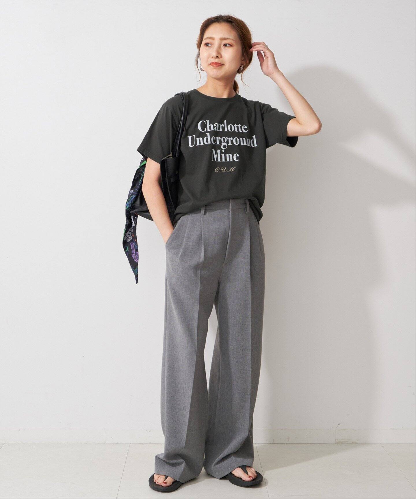 ロゴプリントエンブロイダリーTシャツ1（Tシャツ／カットソー）｜Spick