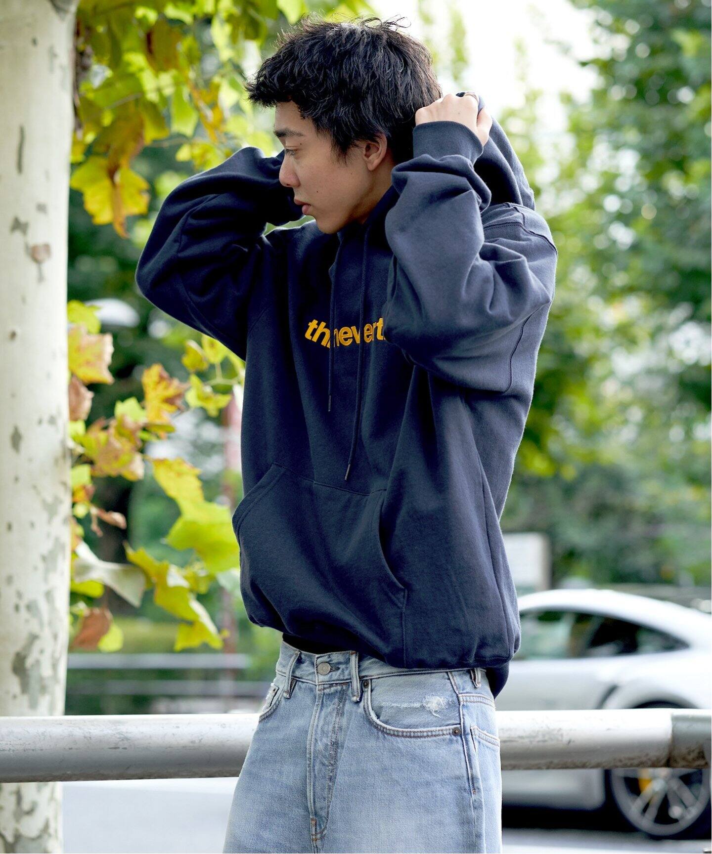 thisisneverthat / ディスイズネバーザット】T-LOGO HOODIE（パーカー 
