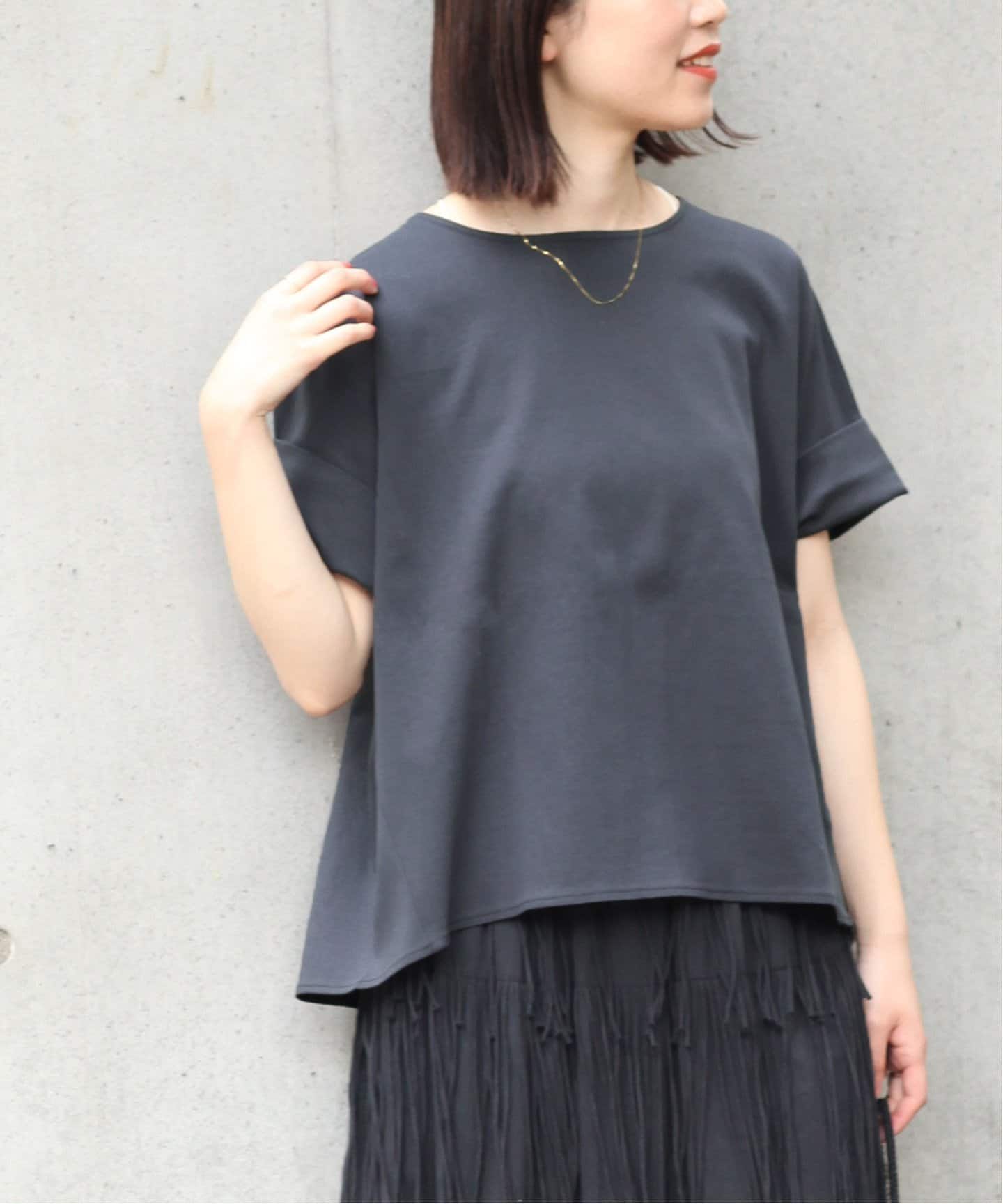 追加》ADDICTポンチクルーネックタックプルオーバー（Tシャツ