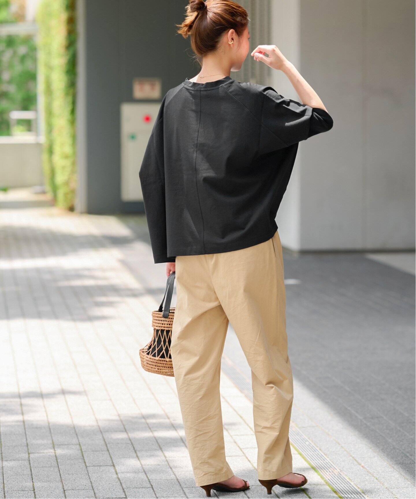 【新品】maillot | コットンパイルワイドトレーナー オートミールFree パール付きロゴカットソー(カットソー・Tシャツ) | al'aise