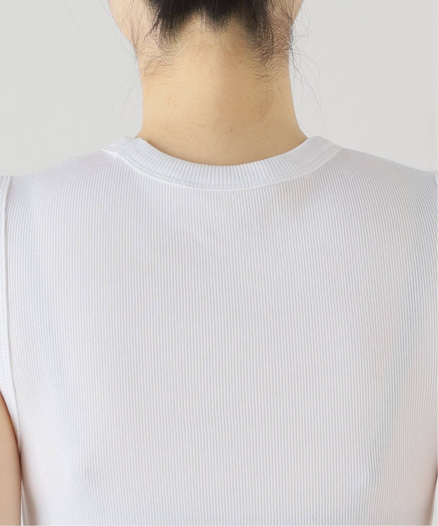 *dignity sleeveless プルオーバー　白 dignity sleeveless プルオーバー（Tシャツ/カットソー