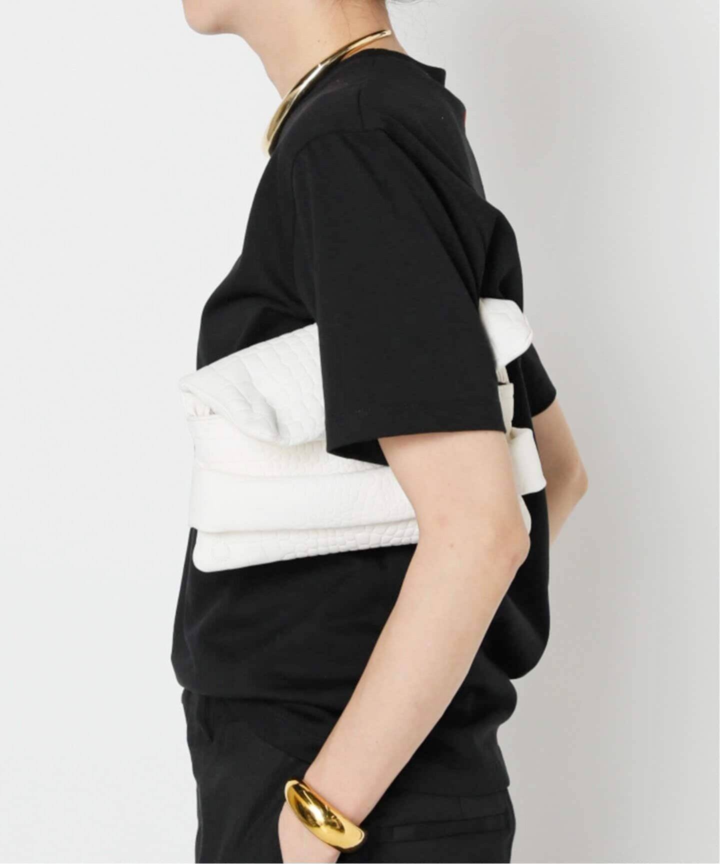 VICTORIA BECKHAM/ヴィクトリアベッカム】 MESSAGE Tシャツ(BLACK)（T  