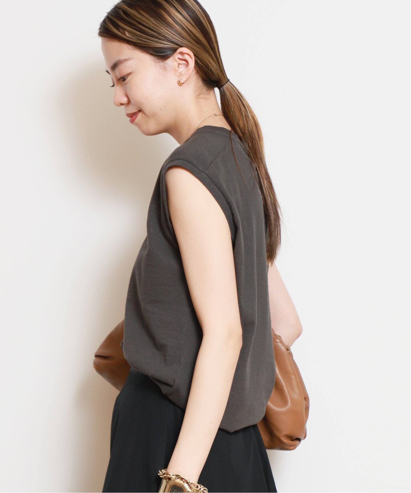 MADISONBLUE/マディソンブルー】 HELLO NOSLEEVE Tシャツ（Tシャツ  