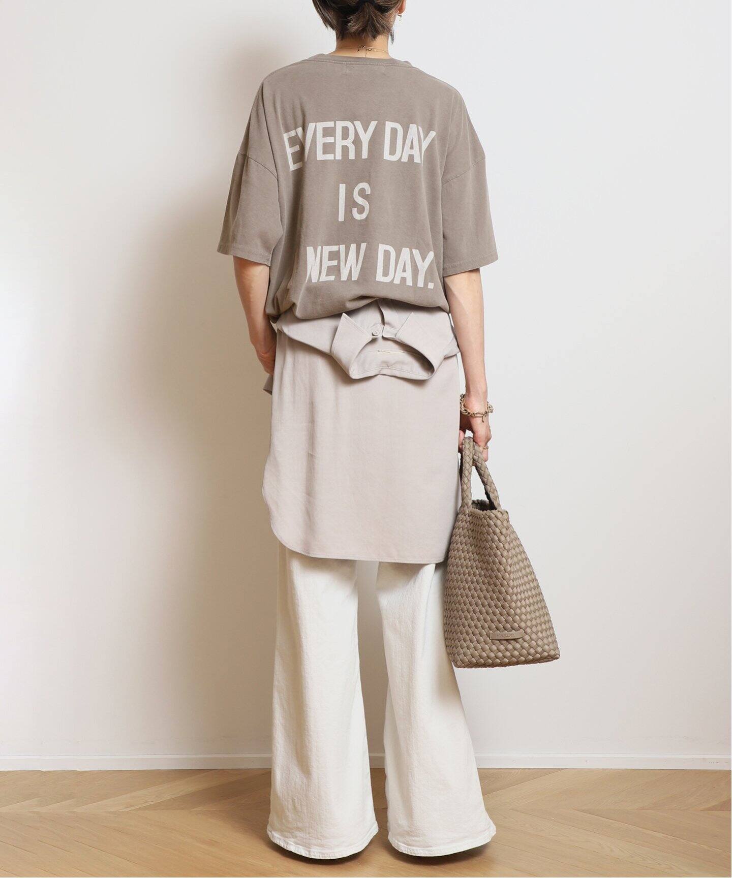 REMI RELIEF/レミレリーフ】 A NEW DAY Tシャツ（Tシャツ／カットソー  