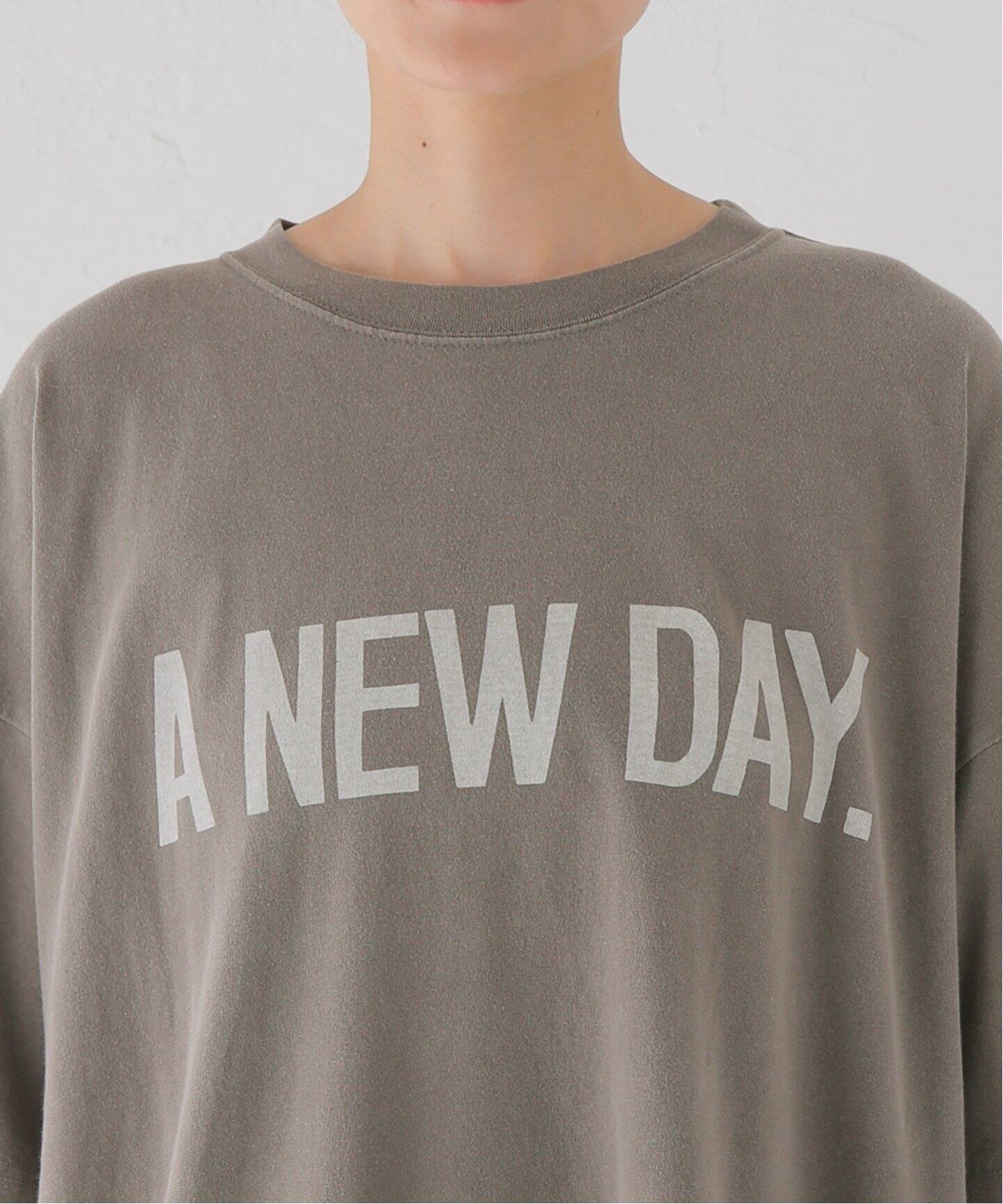 REMI RELIEF/レミレリーフ】 A NEW DAY Tシャツ（Tシャツ／カットソー  