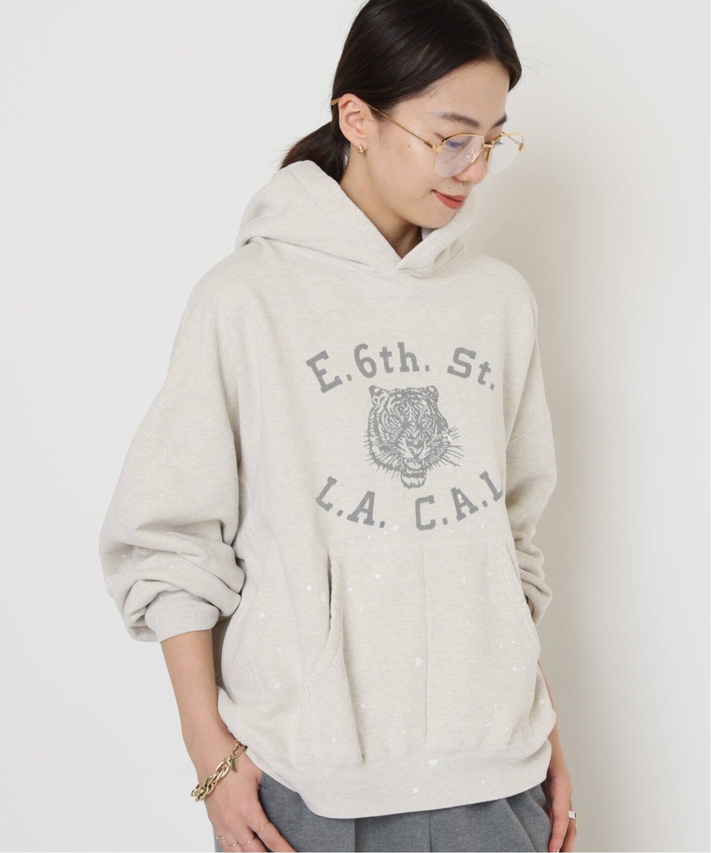 REMI RELIEF/レミレリーフ】L.A.C.A.L. TIGER フーディー（スウェット 