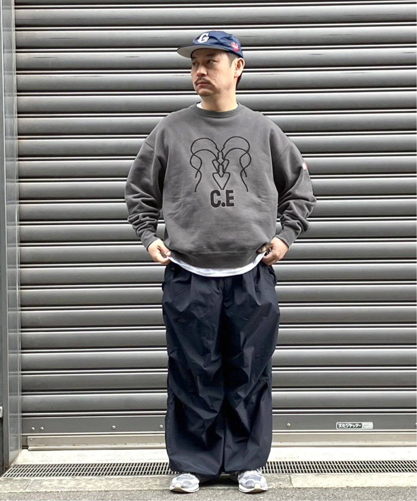 C.E / シーイー】cavempt OVERDYE WB HEADSx4 C.E CREW（スウェット 