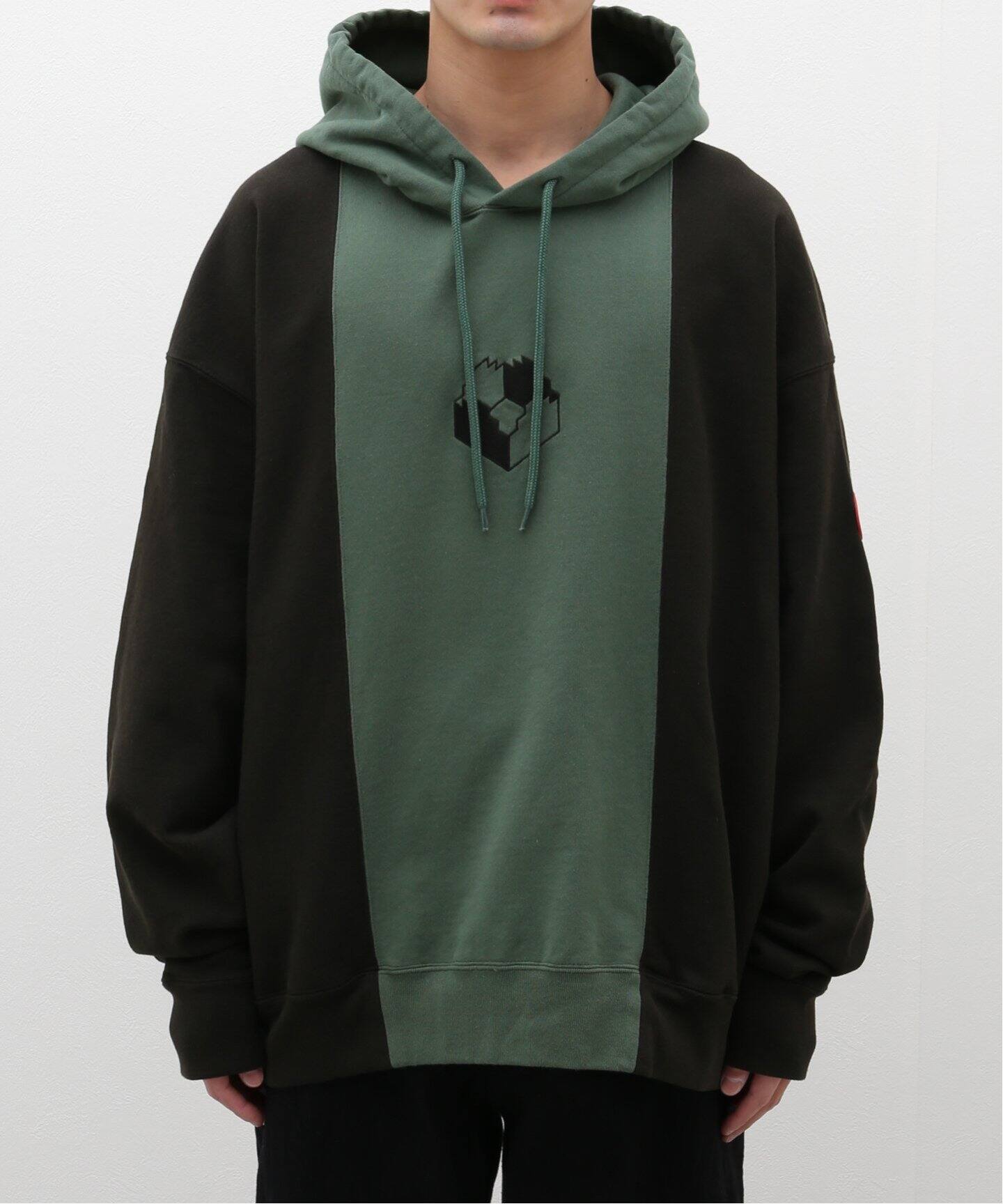 C.E / シーイー】cavempt PANELED TWO TONE HOODY（パーカー）｜WISM  
