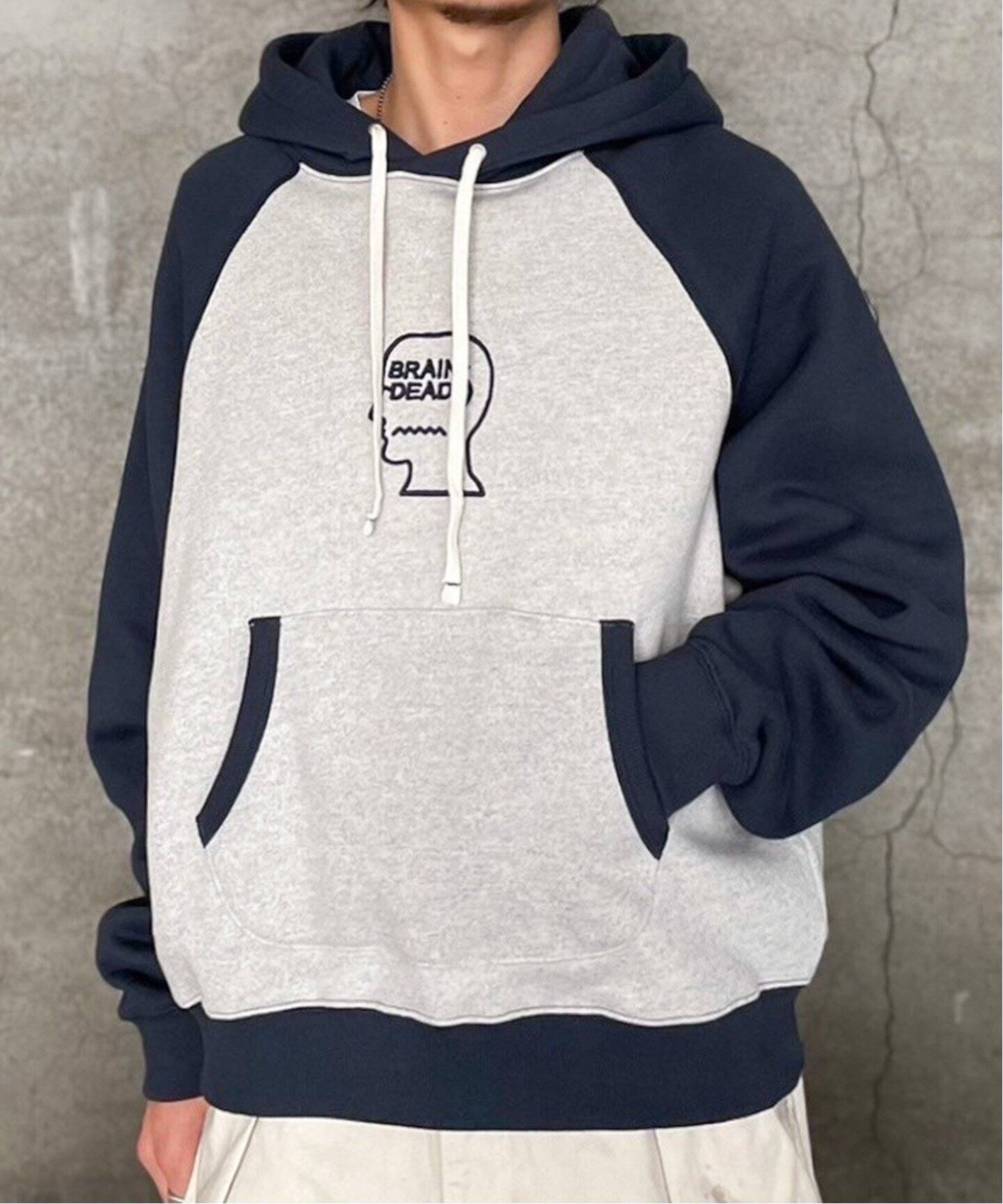 BRAIN DEAD/ブレインデッド】FLEECE LOGO HEAD RAGLAN HOODI（パーカー  