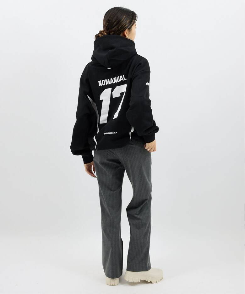 NOMANUAL/ノーマニュアル 17 FOOTBALL HOODIE（Tシャツ／カットソー 
