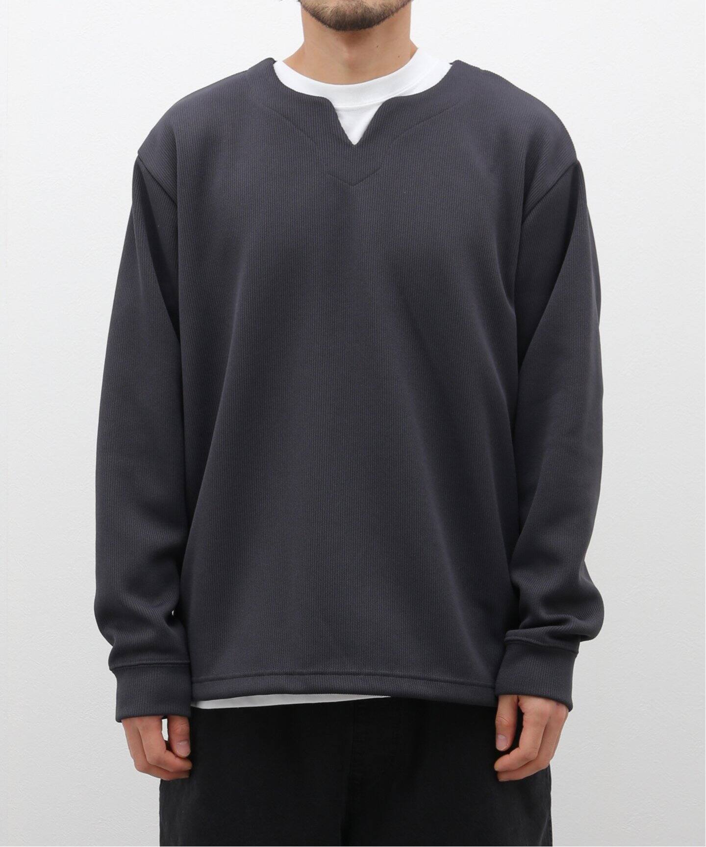 【未使用】AKM ロングスリーブキーネックカットソー サイズS サカリバ 2INSET キーネックロングスリーブ(Tシャツ